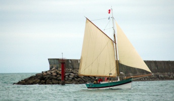 Voiles de Lgendes:sur l'eau, dans l'eau et autour de l'eau - auteur : Poissonneries Bacconnais