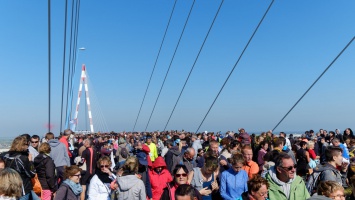 Tous sur le Pont de Saint Nazaire