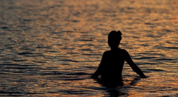 Plage de la Noveillard : une soire Magique...  - auteur : Roger Urfer