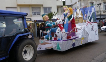 Parade de Nol dans les rues de Pornic