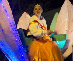 Carnaval nocturne de Pornic : les reines 