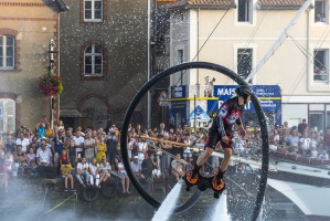 Le magnifique show de flyboard par l'quipe Zapata - auteur : Michel MAURICE