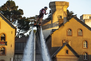 Le magnifique show de flyboard par l'quipe Zapata - auteur : Michel MAURICE