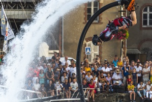 Le magnifique show de flyboard par l'quipe Zapata - auteur : Michel MAURICE