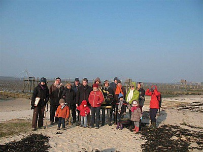 Pornic - 27/02/2013 - Les Moutiers-en-Retz : avec l`Hirondelle, 20 curieux des laisses de mer