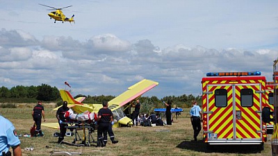 Pornic - 20/08/2015 - Saint-Brevin : accident d`ULM : 3 personnes gravement blesses