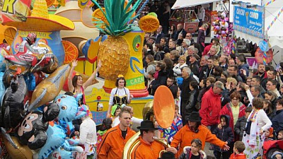 Pornic - 11/04/2016 - Des milliers de spectateurs au Carnaval de Pornic