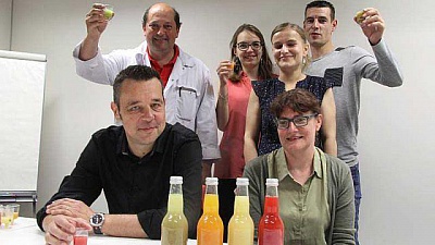 Pornic - 13/06/2016 - Des nectars de fruits signs La Fraiseraie cet t 