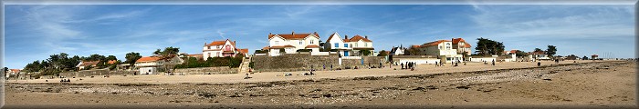 Panoramique : Les Villas sur la Grande Plage de la Bernerie en Retz