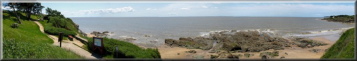 Panoramique : La Plage de la Fontaine aux Bretons