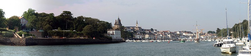 Panoramique : L'entre du Port de Pornic