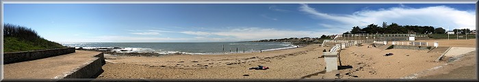 Panoramique : La Grande Plage dans le centre de Prfailles